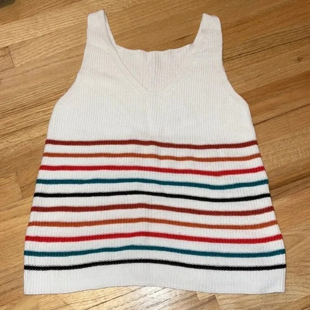 Sweater tank size medium